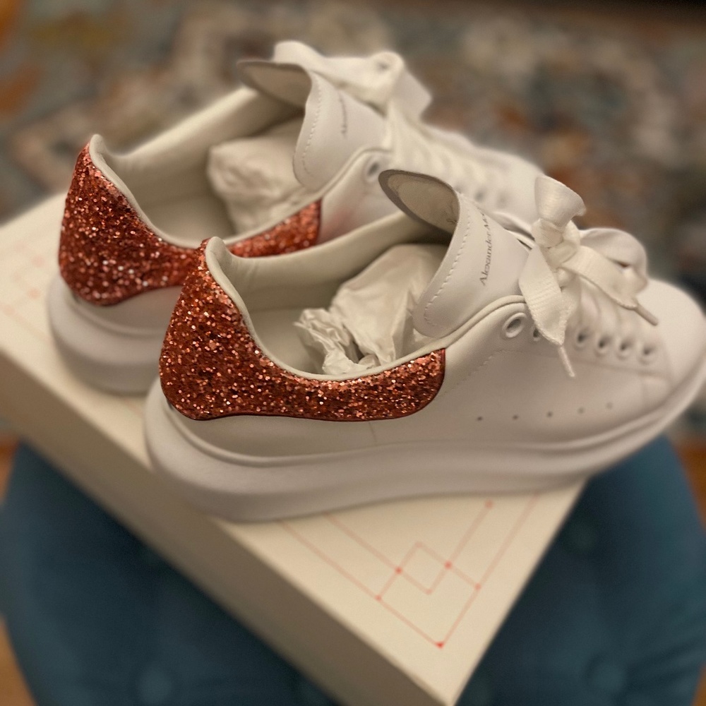 Alexander McQueen snickers